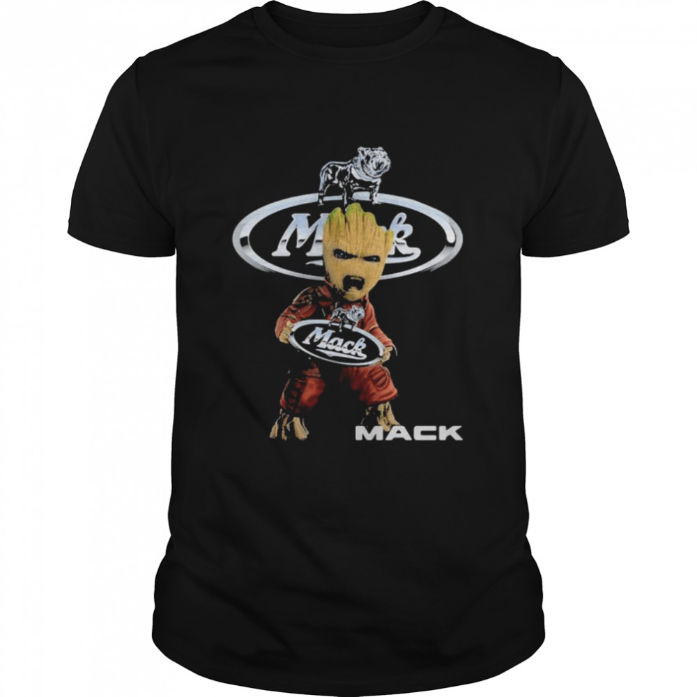 Groot With Logo Mack  Classic Men's T-shirt
