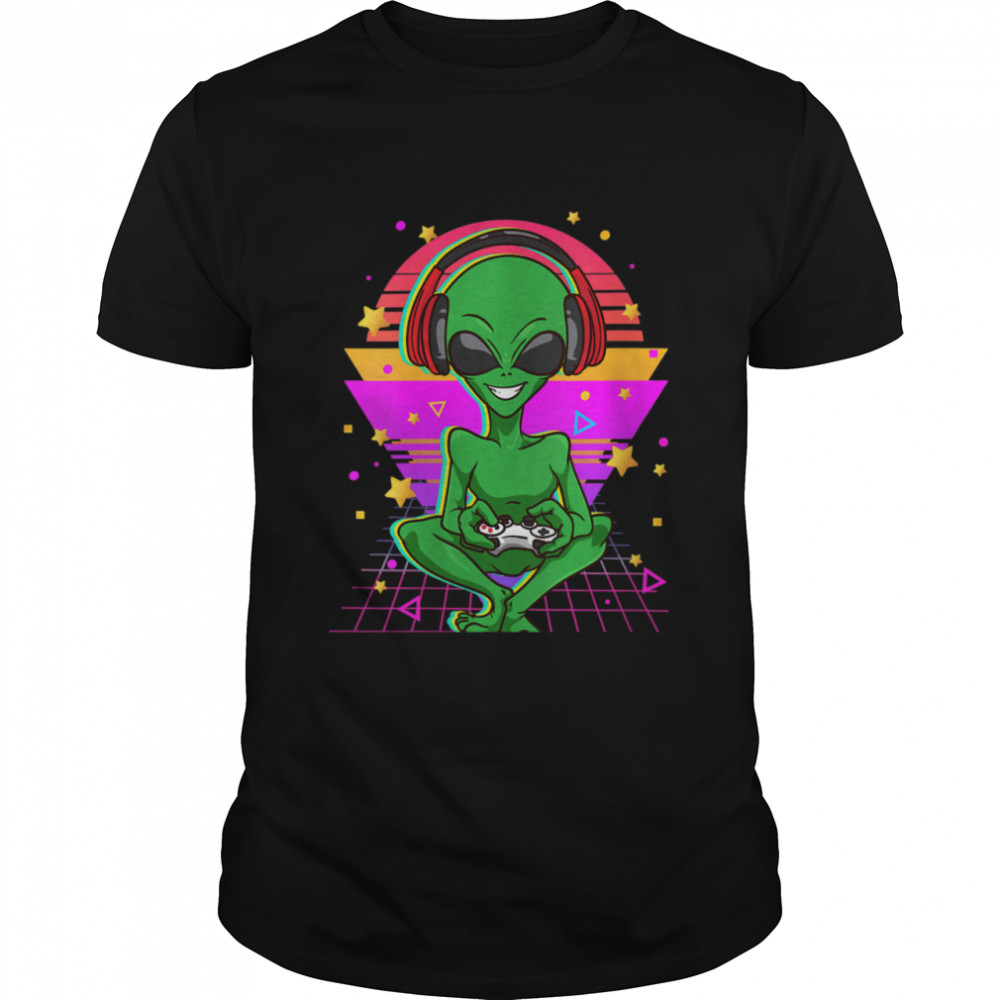 Alien With Video Game Controller Alien Gaming Gamer Alien Shirt