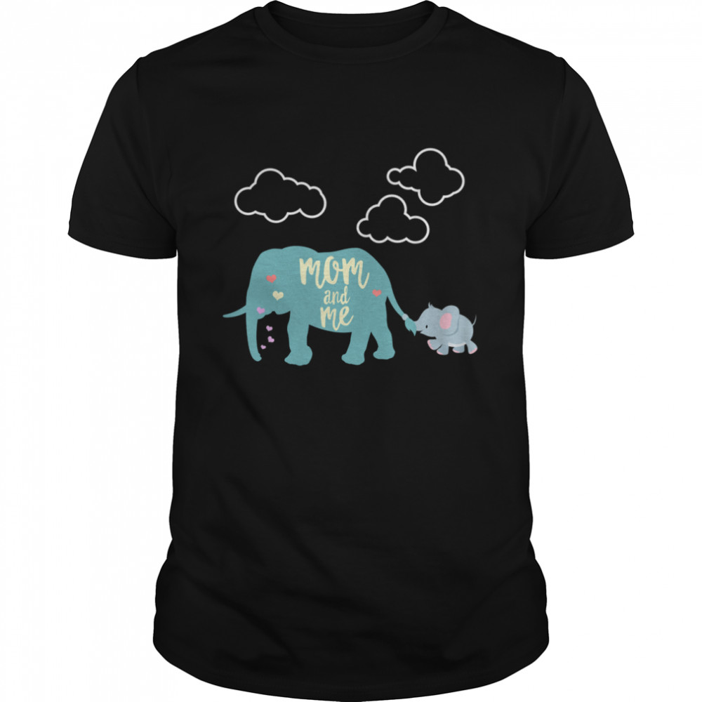 Mom And Me Elephant Mommy Mama Mother Wild Life  Classic Men's T-shirt