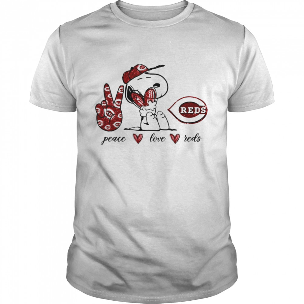 Snoopy peace love Cincinnati Reds shirt - Kingteeshop