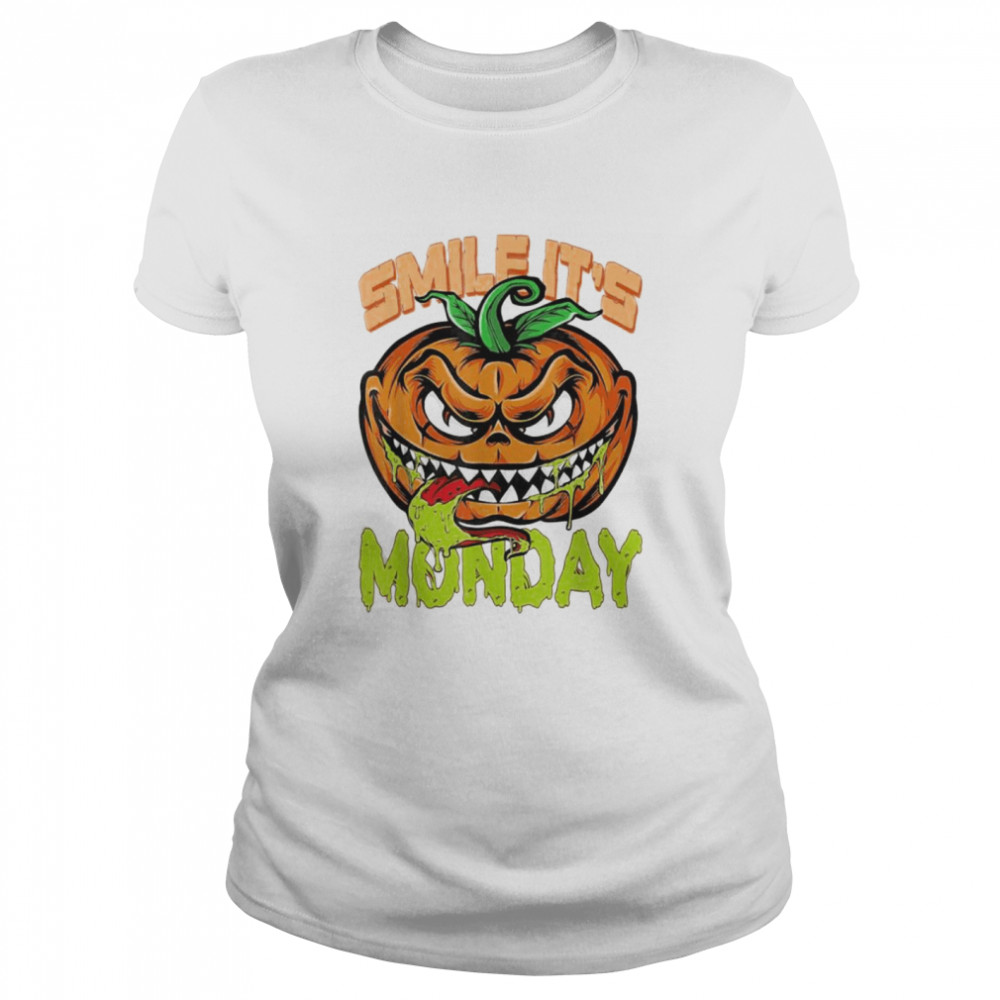 Smile It’s Monday Halloween Happy Pumpkin T- Classic Women's T-shirt