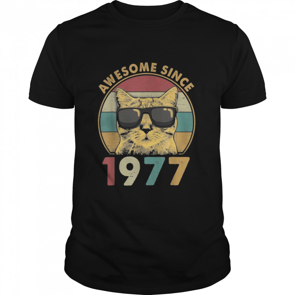 45th Bday Vintage Cat 45 Years Awesome Since 1977  Classic Men's T-shirt
