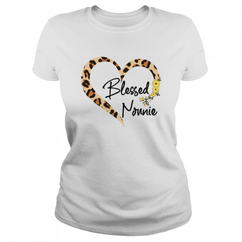 Blessed Nonnie Flower Leopard Heart  Classic Women's T-shirt
