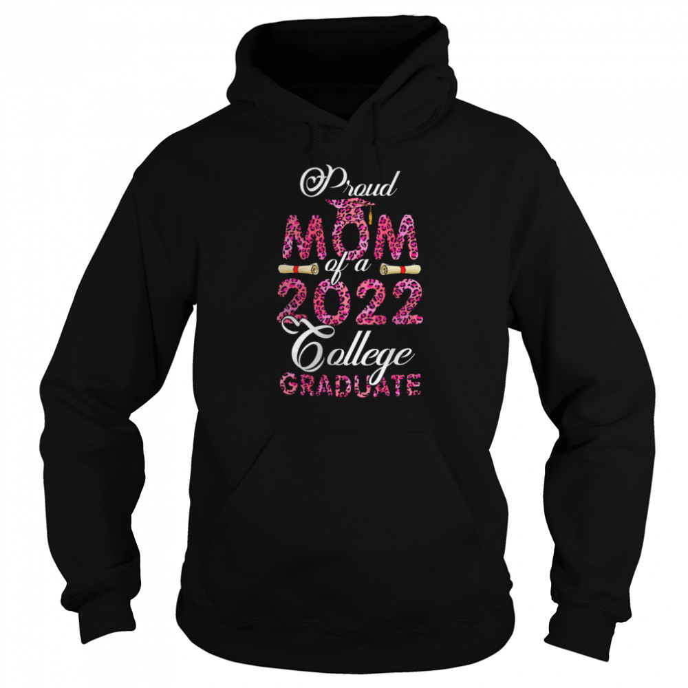Proud Mom Of A 2022 College Graduate Mother's Day Leopard Plaid Graduation Unisex Hoodie