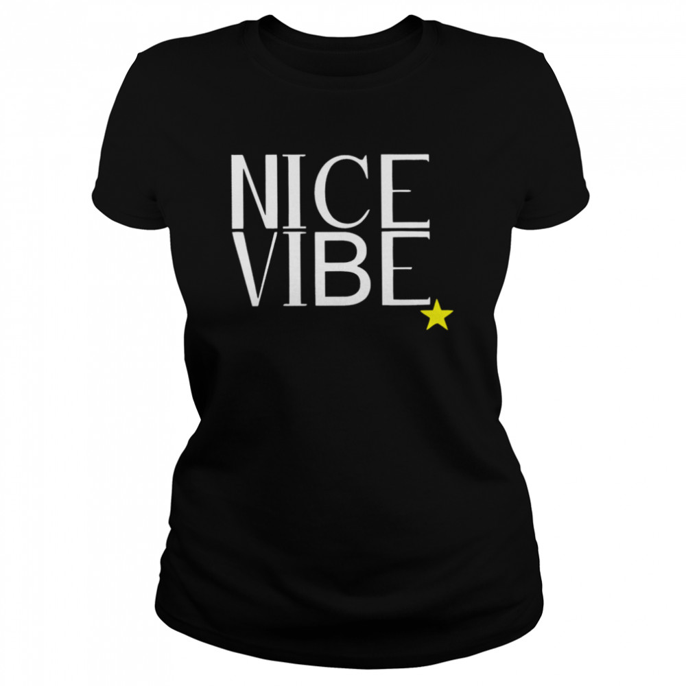 Nice Vibe 2022 T-shirt Classic Women's T-shirt