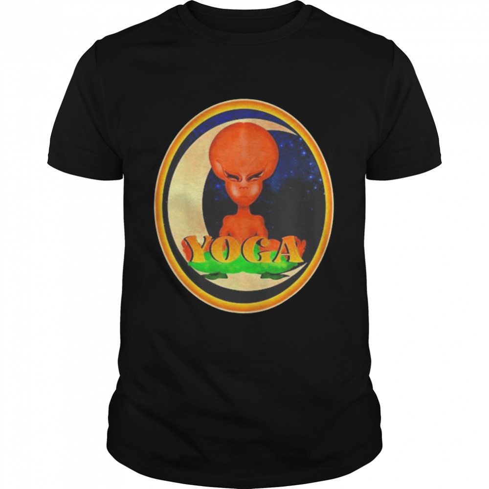 Halfmoon Alien Yoga Zen Meditation Class In Space  Classic Men's T-shirt