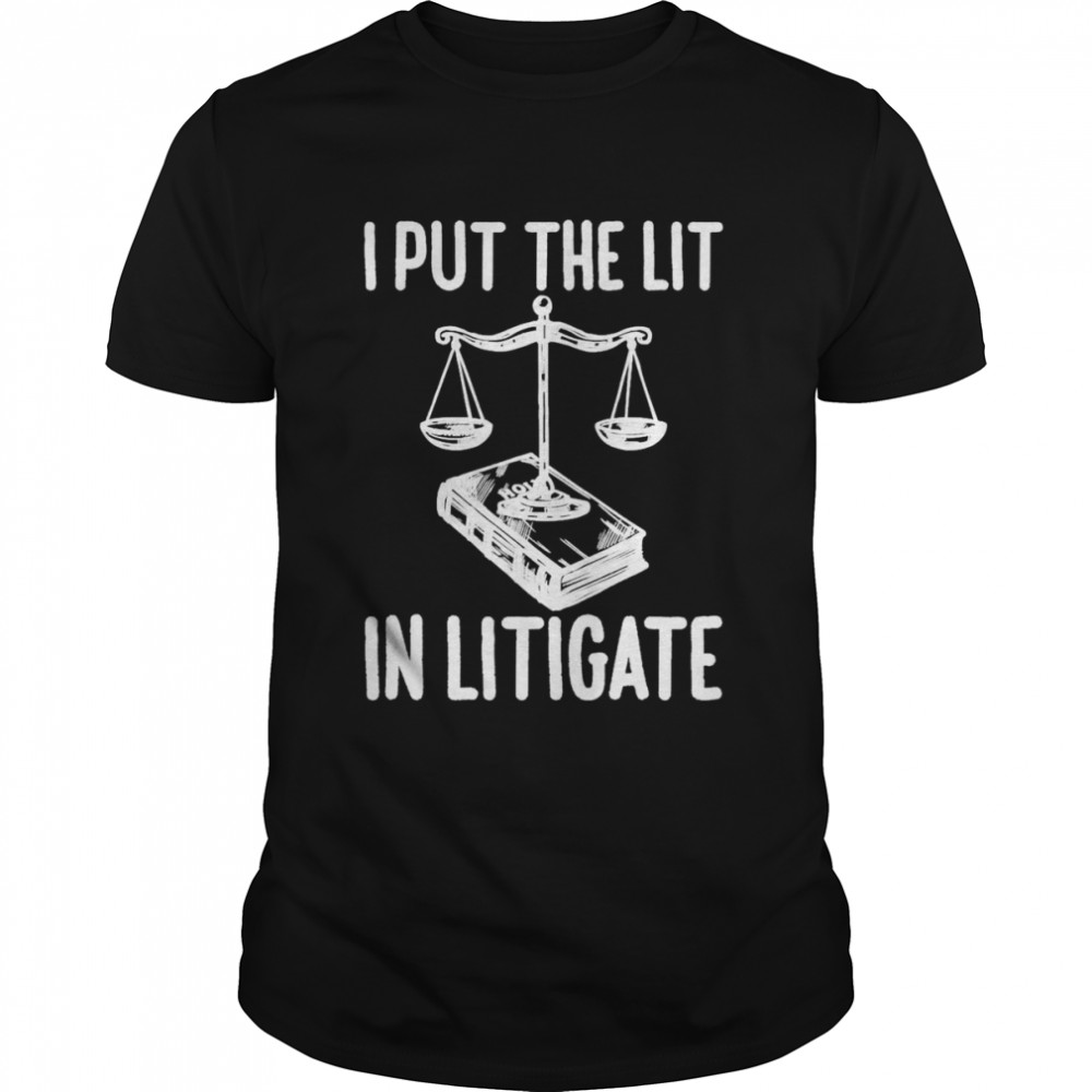 Litigate Law School Students Graduate  Classic Men's T-shirt