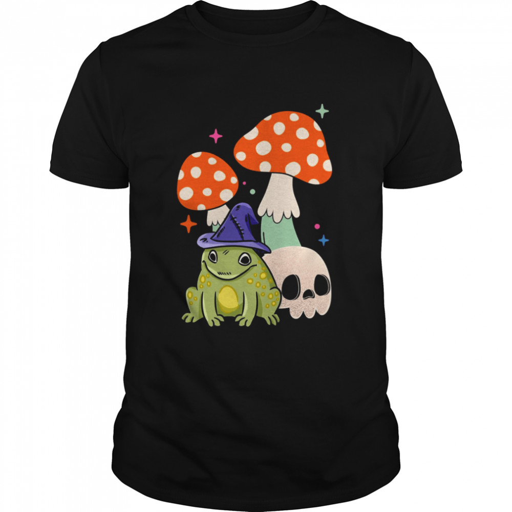 Cute Witchy Frog Cottagecore Frog Wizard Frog With Mushroom And Skull Witchcraft Halloween shirt Classic Men's T-shirt