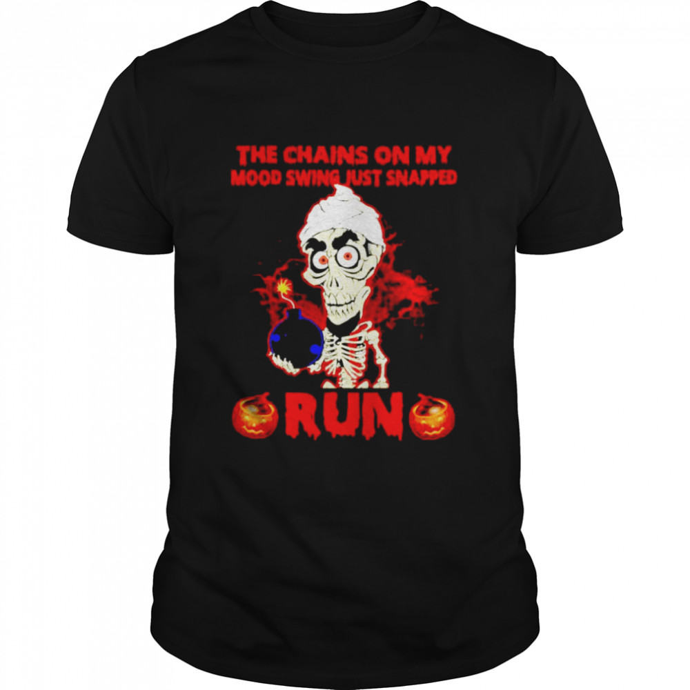Skeleton the chains on my mood swing just snapped run shirt Classic Men's T-shirt