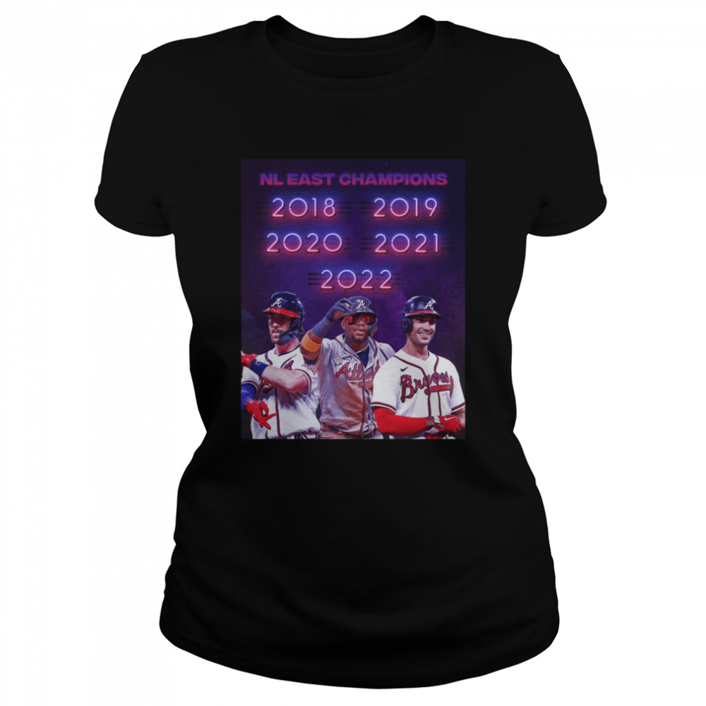 Atlanta Braves NL East Champions Back To Back 2018-22  Classic Women's T-shirt