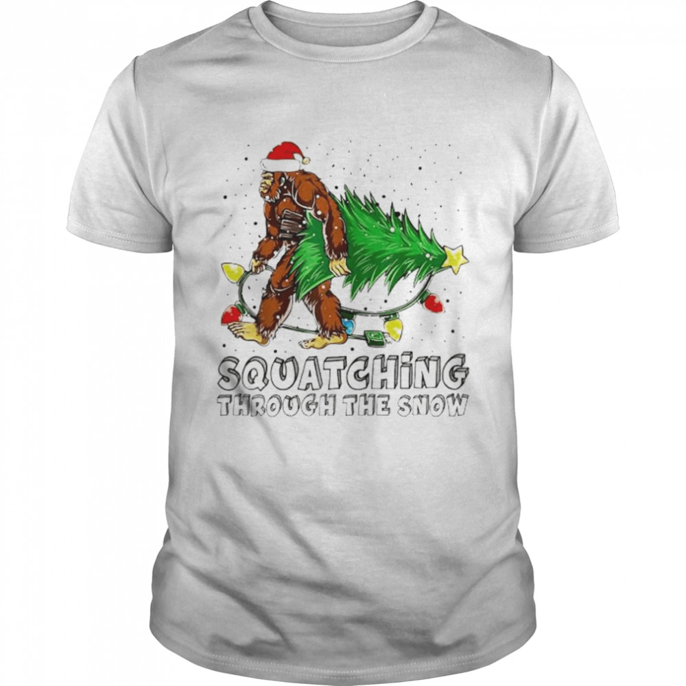 christmas squatching through the snow Bigfoot shirt